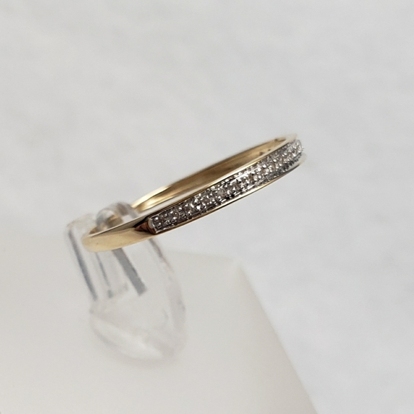 Delicate 14k Yellow Gold & Diamonds Band - Picture 5 of 8